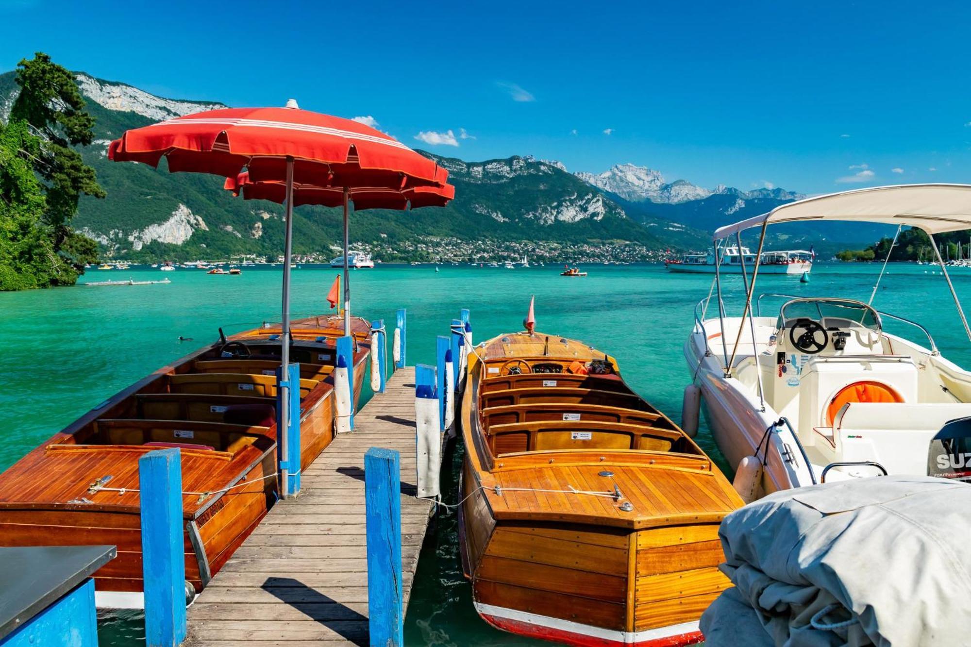 Reflet Bleu Du Lac D'Annecy 3 Etoiles - Face Au Lac, Parking Gratuit, Paddle Board Doussard Eksteriør billede