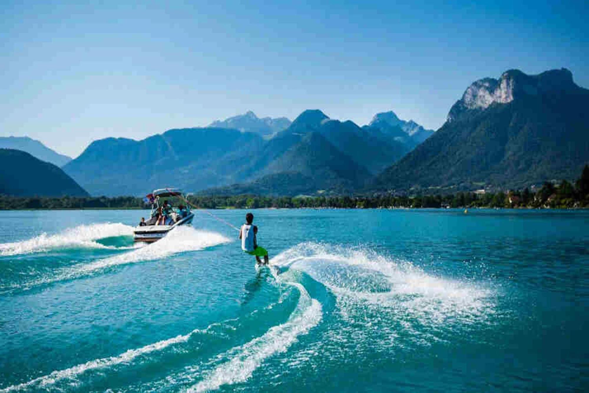 Reflet Bleu Du Lac D'Annecy 3 Etoiles - Face Au Lac, Parking Gratuit, Paddle Board Doussard Eksteriør billede